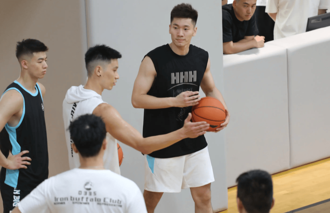 约金州勇士, https, 知名篮球运