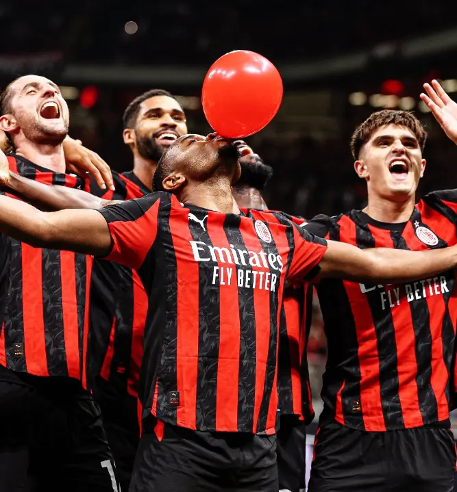 靠着S希门, tenan, 的AC米兰