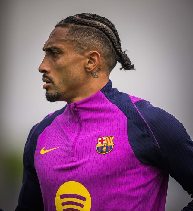 菲尼亚, 才明白弗里, yid