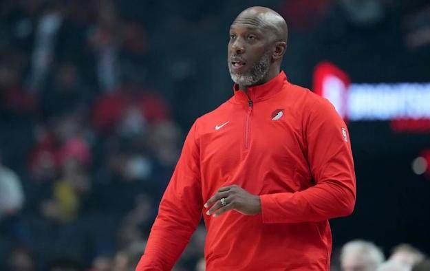 他的工作成, 兰成绩不佳